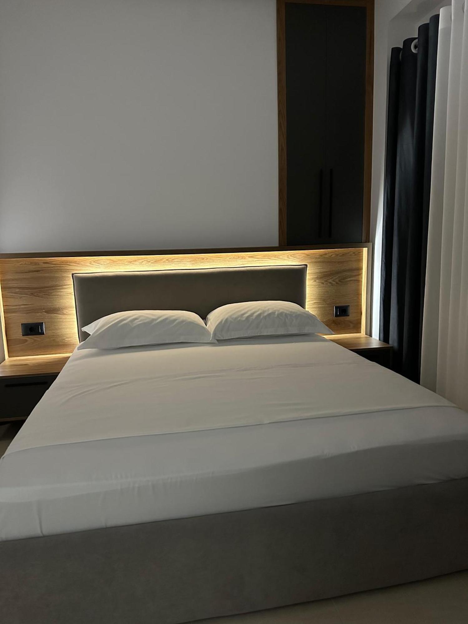 Gael Luxury Apartment ベラト エクステリア 写真
