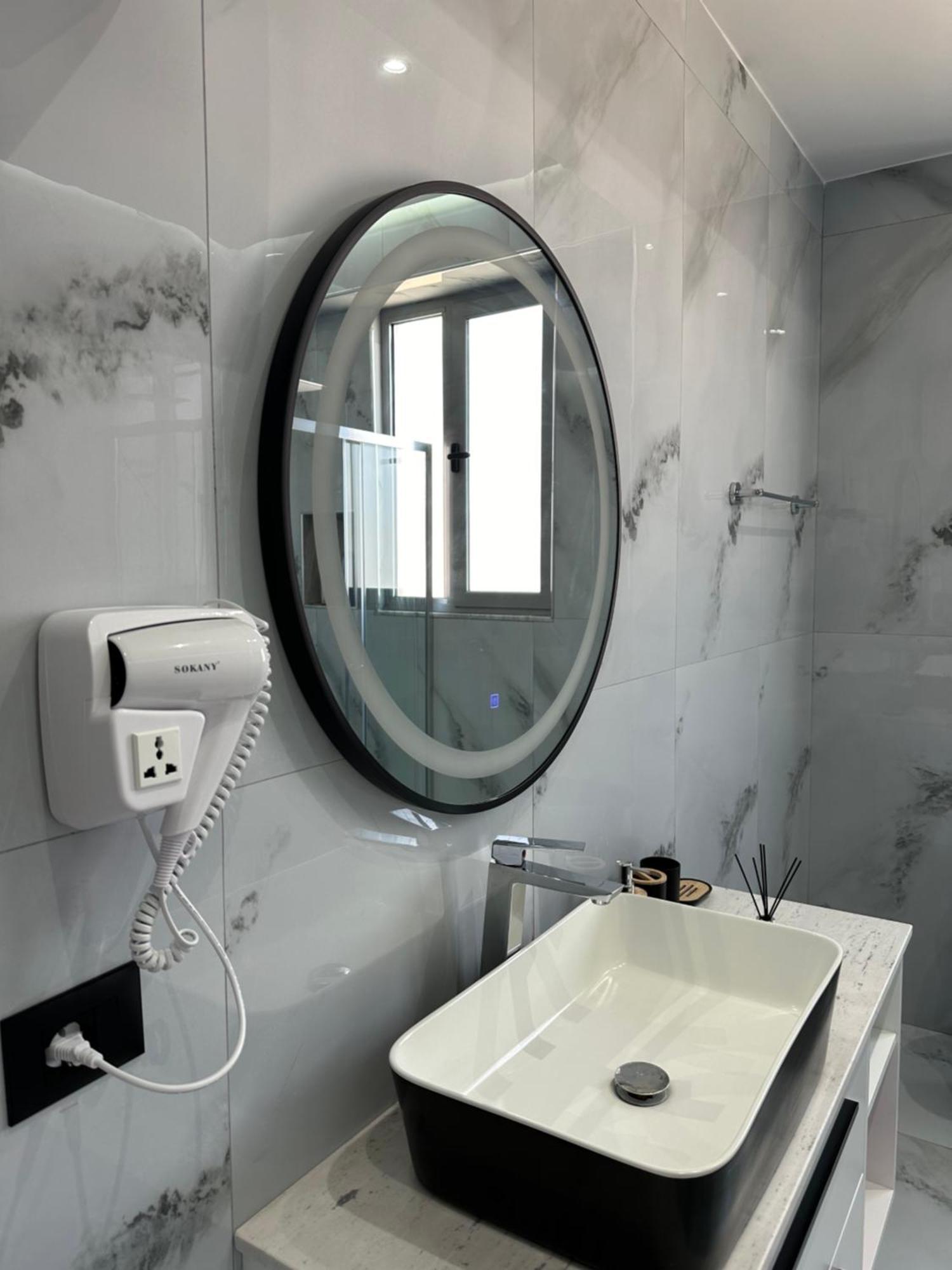 Gael Luxury Apartment ベラト エクステリア 写真